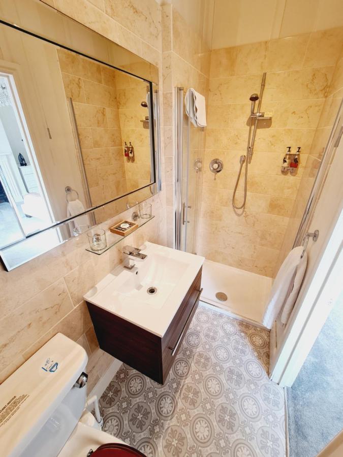 Beaufort Lodge - Central Location & Free Parking Taunton Ngoại thất bức ảnh