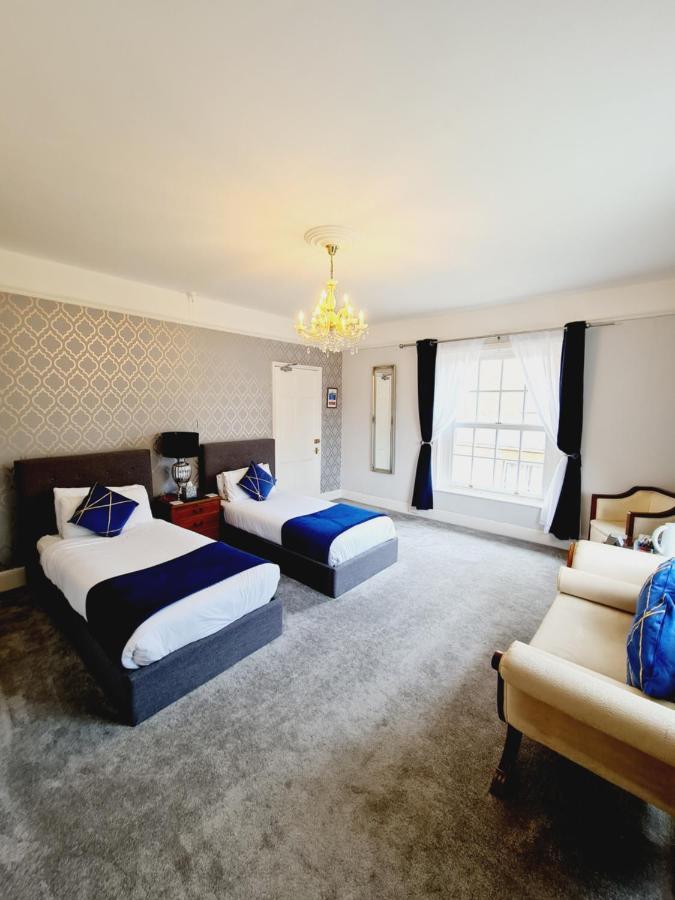 Beaufort Lodge - Central Location & Free Parking Taunton Ngoại thất bức ảnh
