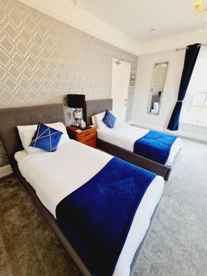 Beaufort Lodge - Central Location & Free Parking Taunton Ngoại thất bức ảnh
